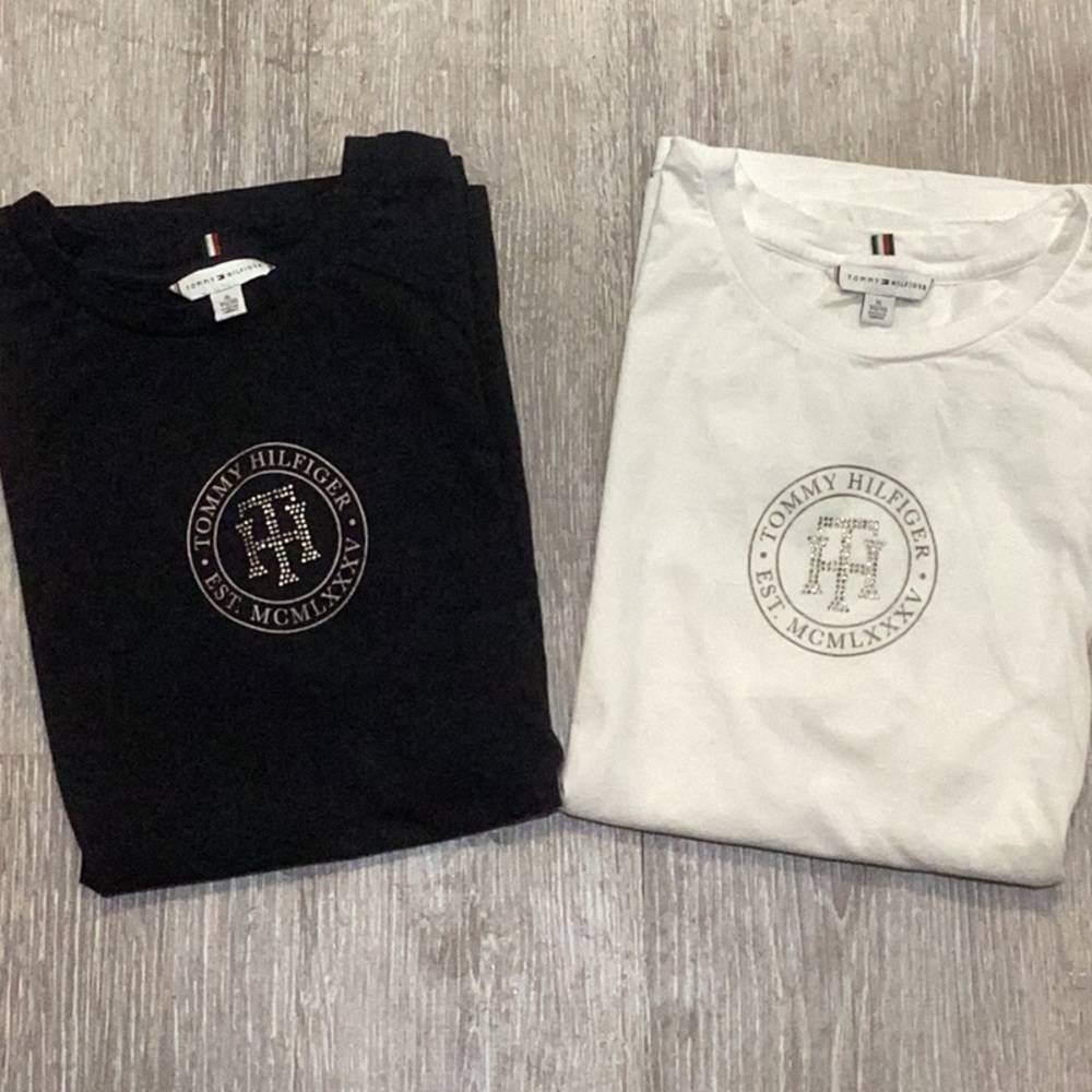 Tommy Hilfiger set of 2 jeweled logo short sleeve T-shirts